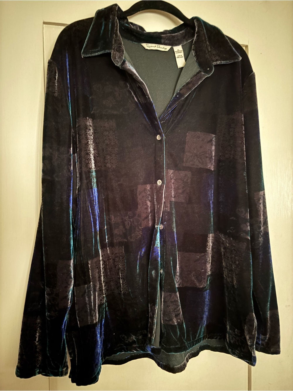 French Laundry Black Velvet Blazer with Iridescent Blue-Green Sheen - Picture 2 of 5